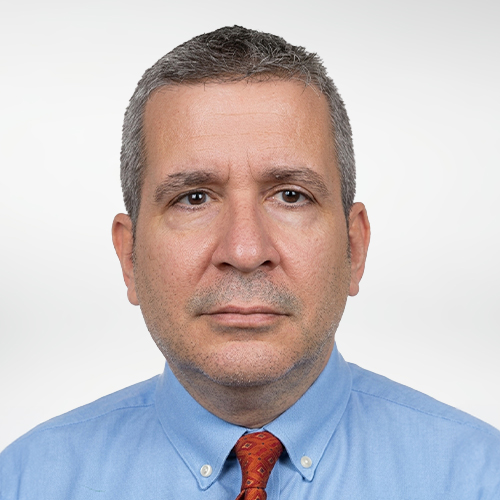 Dr. Efe Onganer