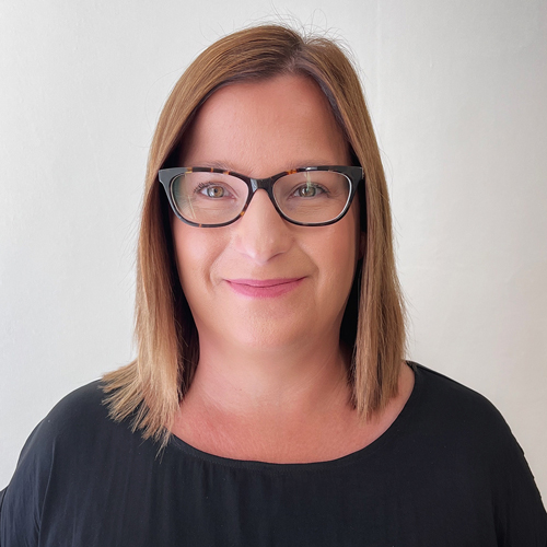 Dr. Kristen Kelly
